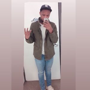 Meet your Posher, Ladaryl